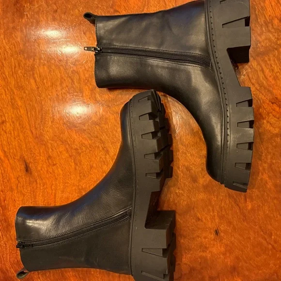 Steve Madden Sameera Black Leather Festival Platform Lug Sole Moto Boots Size 8 - Picture 9 of 15